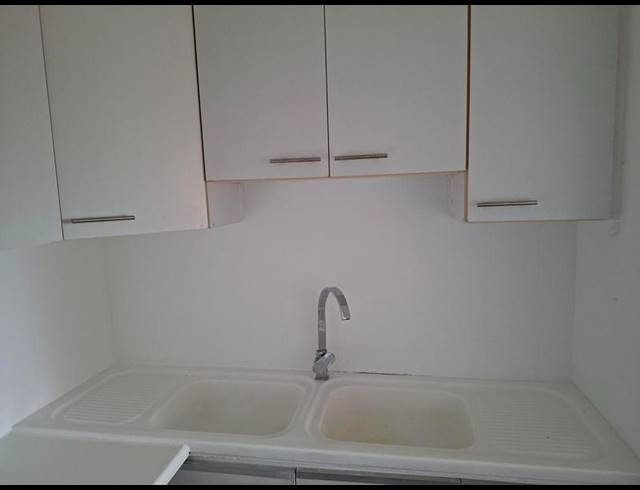 2 BEDROOM PROPERTY TO RENT IN GLENWOOD